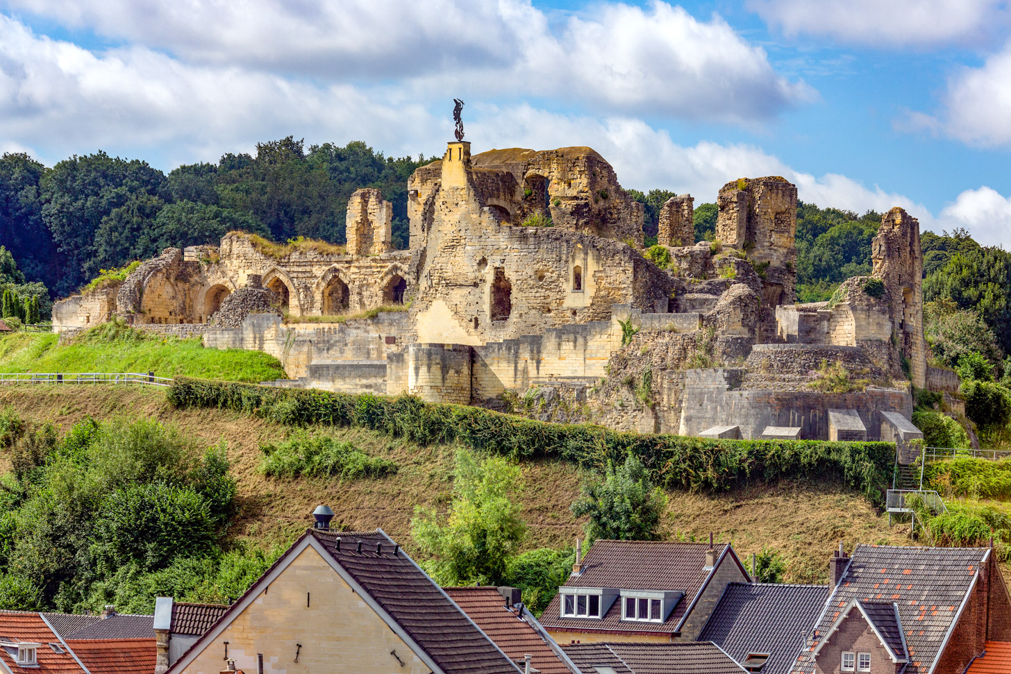 Top 10 Groepsactiviteiten in Valkenburg: Dé Beste Uitjes voor Samen Genieten